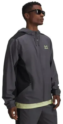 Produktbild von Under Armour Tech Sport Woven Jacke Grau S Mann Grau S