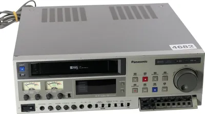 Produktbild von Panasonic AG-7330 - Professional broadcast SVHS player