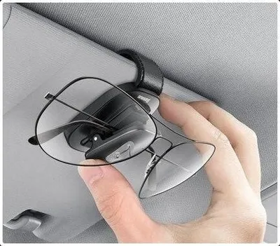 Produktbild von Baseus Platinum Brillenhalter für die Sonnenblende, Schwarz
