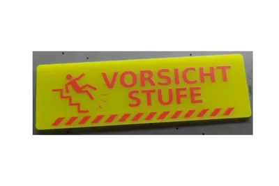 Produktbild von Acrylschild: Vorsicht Stufe, 16 cm x 5 cm x 0,3 cm, Gelb, rote Buchstaben