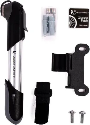 Produktbild von Famanu Mini Fahrradpumpe für Rennrad und Mountainbike - Tragbare Leichte Pumpe mit Rahmenhalterung