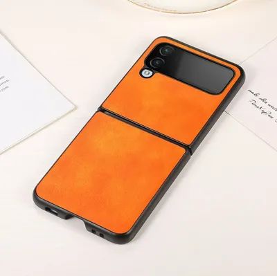 Immagine prodotto di Custodia König Design compatibile con Samsung Galaxy Z Flip4 5G, realizzata in plastica morbida, ideale per proteggere il telefono. Colore: arancione