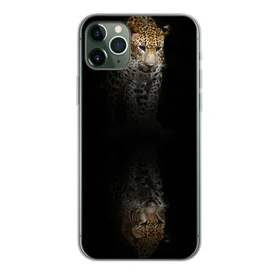 Produktbild von MuchoWow® Handyhülle Schutzhülle Hülle für iPhone 11 Pro Max Leopard - Reflexion - Schwarz Silikon Softcase Handy Hülle - Schutz