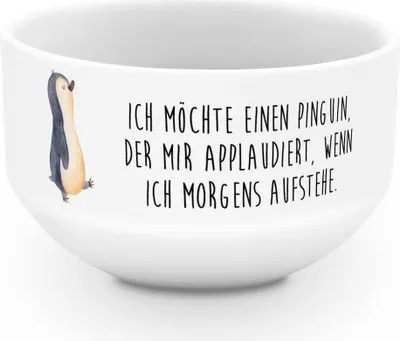Produktbild von Mr. & Mrs. Panda Bowlschale Pinguin marschieren - Weiß - Geschenk, Pinguine, Obstschale, Suppenschüssel, Unausgeschlafen, Schüssel, Müslischale, Schwester, schale, Bruder
