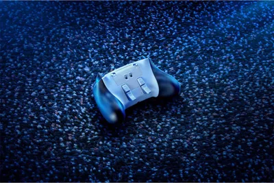 Produktbild von Razer Wolverine V2 Pro Controller, weiß