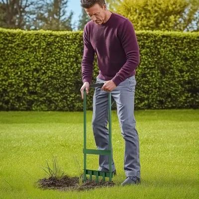 Obrázok produktu pre Fortuna Lai Vertikutátor na trávnik s šírkou 30 cm Ručný vertikutátor s protišmykovou rukoväťou, záhradné náradie Podlahová lišta, vertikutátor Trávnikový sekáč, vetranie pôdy Údržba trávnika pre záhrady a dvory