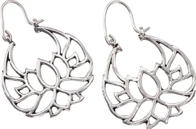 Produktbild von Tribalohrringe aus Messing, Lotus Ethnoohrringe, Tribal Ohrringe, Yogaschmuck - Silber, Silber-Farben, 4,5*3 cm, Ohrringe + Ohrstecker Modeschmuck