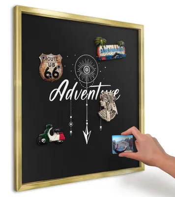 Produktbild von Magnettafel 50x50 cm mit goldenem Rahmen - Magnetische Metalltafel, Magnetpinnwand zur Wandmontage für Wohnzimmer, Küche, Flur, Kinderzimmer und Büro - Ein Abenteuer erwartet dich.