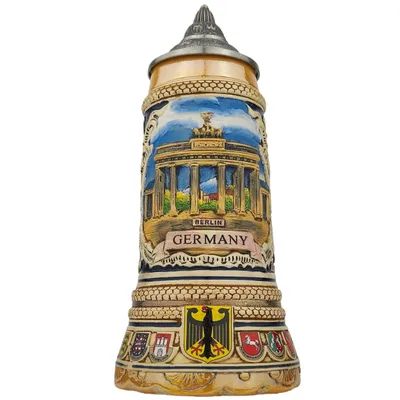 Produktbild von Bierkrug mit Deckel 0,7L - Steinkrug mit Deutschland Motiv und XL-Boden Design - Brandenburger Tor auf der Vorderseite - Geschenkidee für Männer