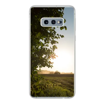 Produktbild von MuchoWow® Handyhülle Schutzhülle Hülle für Samsung Galaxy S10e Traktor - Bauernhof - Sonne Silikon Softcase Handy Hülle - Handy