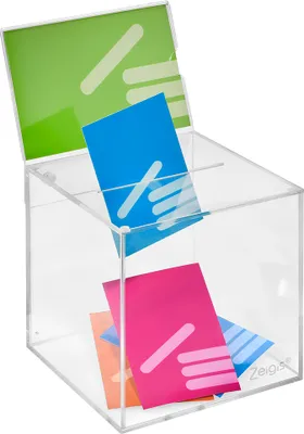 Produktbild von Losbox aus Acrylglas in 150x150x150mm mit Topschild DIN A6 Quer - Zeigis® / Spendenbox / Aktionsbox / Gewinnspielbox / transparent / durchsichtig / Acryl