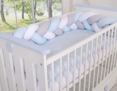 Produktbild von Flätat Schutzpolster für Babybett Weiß-Grau-Blau 180 cm Knot Pillow