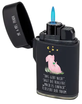 Produktbild von Mr. & Mrs. Panda Zünder Schwein Glück - Schwarz - Geschenk, gasfeuerzeuge, Sterne, Schweinchen, Feuerzeug, Gasfeuerzeug, sturmfeuerzeug, Träume, Lustige Sprüche, Ziele