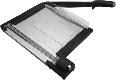 Produktbild von Papierschneidemaschine, 2 in 1 Gerät, mit Hebel- und Rollenschneider, 54,3 x 39 x 7,8 cm, Schnittlänge max. 320 mm, 69133000, Transparent / Schwarz