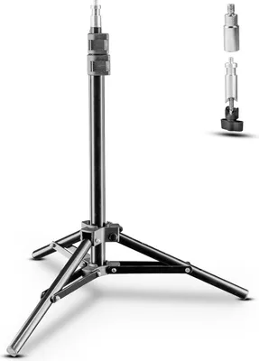Produktbild von Walimex WT-802 Lampenstativ 108 cm, höhenverstellbares Lichtstativ belastbar bis 2,5 kg, Studiostativ mit 5/8 Zoll Spigot, Blitzstativ mit 1/4 und 3/8 Zoll Gewinde
