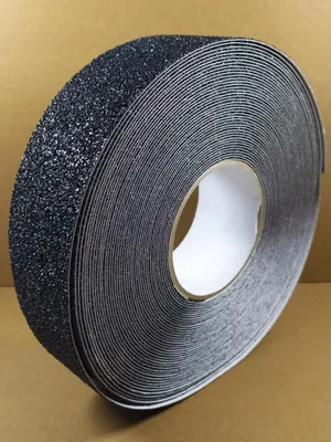 Produktbild von DX Schwarzes Antirutschband 48mm x 20m für Außen