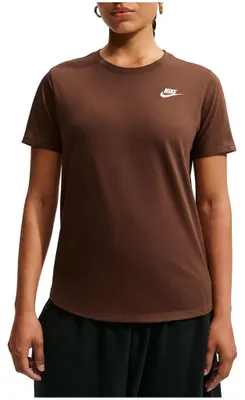 Produktbild von Nike Sportswear Club Essentials Damen-T-Shirt Cacao Wow Cacao Wow L
