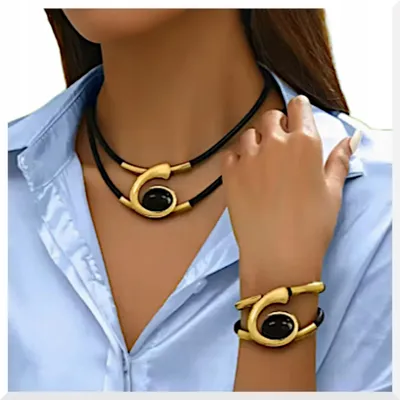 Produktbild von Schmuckset Damen Lederband Metall - 2-teilig - Gold - Halskette Armband Elegant Geschenk