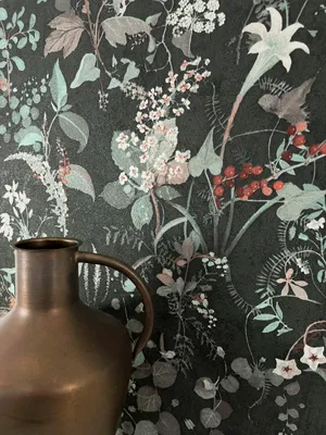Produktbild von NEWROOM Tapete Davya Schwarz Vliestapete - Modern Dschungel Blumen Germany
