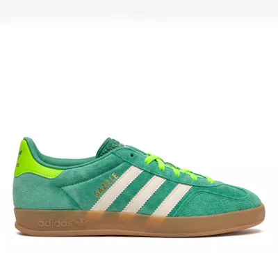Productafbeelding van adidas Gazelle Indoor Semi Court Green Velvet – dames sneakers, AI-gegenereerde afbeelding