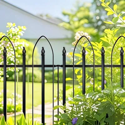 Zdjęcie produktu dla Metalowa ogrodzenie dla zwierząt – składana bramka dla psów i innych zwierząt – 61 x 61 cm