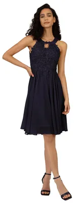 Produktbild von ApartFashion Damen Cocktailkleid, Crew Neck, knielanges Sommerkleid, ärmelloses