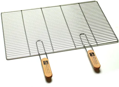 Produktbild von Edelstahl-Grillrost mit abnehmbaren Griffen, 67 x 40 cm