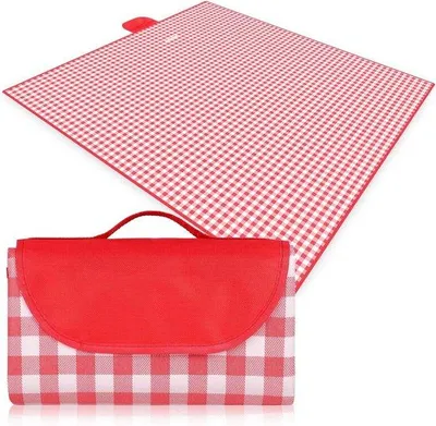 Produktbild von Famanu Picknickdecke 200 x 200 cm - Wasserfest, faltbar mit Tragegriff, rot