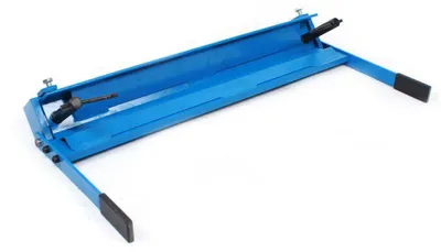 Produktbild von Blechbiegemaschine – Manuelle Metallbieger – Falzmaschine – Blau – Arbeitsbreite: 630 mm – Biegewinkel: 0-120°