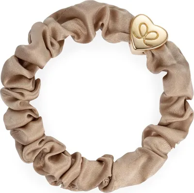 Obrázek produktu pro By Eloise London Gold Heart Silk Scrunchie Sand