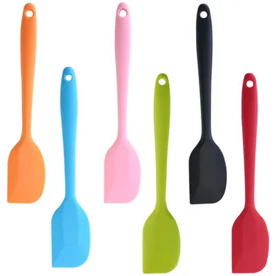 Produktbild von 6 Stück Teigschaber Set 21,5cm Hitzebeständig bis 260°C Silikon Küchenschaber mit Metallkern Spülmaschinenfest für Kochen Backen Teig Kuchen