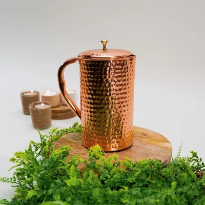 Image de Carafe en cuivre martelé 1,5 litre - Carafe à boire - Cuivre - Fait main - Unique - Convient pour l'eau
