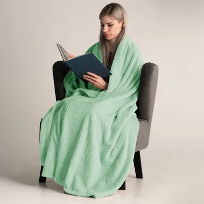 Produktbild von Kuscheldecke Fleece kuschelig weich Tagesdecke 70 x 150 cm -  Hellgrün