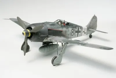 Obrázek produktu pro Tamiya 1:48 Druhá světová válka Německý Focke Wulf Fw190 A-8/A-8R2