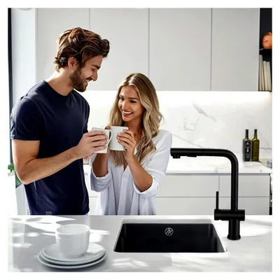 Produktbild von Küchenarmatur mit ausziehbarer Brause, Hochdruck Wasserhahn in Schwarz mit zwei Strahlarten, 360° schwenkbare Mischbatterie, L-förmige Spültischarmatur aus Edelstahl