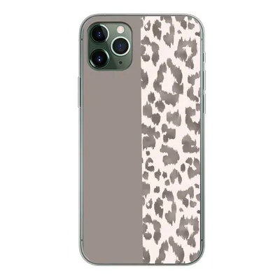 Produktbild von MuchoWow® Handyhülle Schutzhülle Hülle für iPhone 11 Pro Max Mantel - Tiere - Design Silikon Softcase Handy Hülle - Schutz
