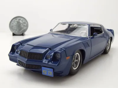 Produktbild von Chevrolet Camaro Z28 1979 blau Stranger Things Billy mit Metallschild Modellauto 1:24 Jada Toys