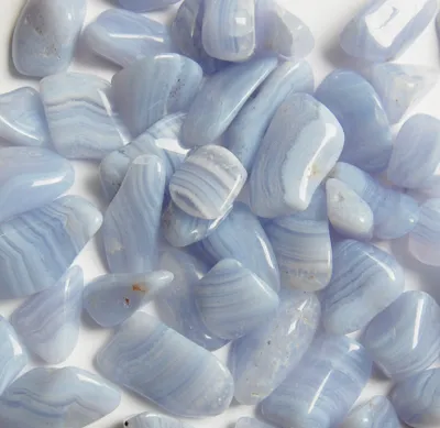 Produktbild von Edelsteine, polierte Trommelsteine, Chalcedon, Größe klein, ca. 1 cm, 350 g