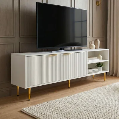 Obrázek produktu pro FineBuy Nízká TV skříňka 150 cm bílá s dvířky a otevřenými přihrádkami Skříňka pod TV s průchodem pro kabely Moderní TV skříňka s kovovými nohami