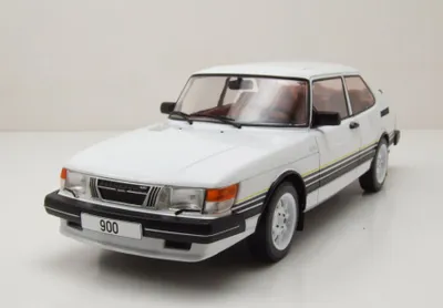 Image de MCG 18339 Saab 900 Turbo 1981 blanche 1:18