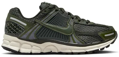 Zdjęcie produktu dla Nike Vomero 5 Black Khaki White Beige Sneaker - 44,5