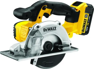 Obrázok produktu pre Akumulátorová okružná píla na kov DCS373NT 18V výkon 460W priemer kotúča 40x20mm otáčky 3700 1/min bez batérie