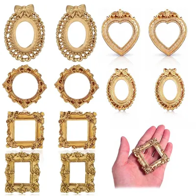 Produktbild von Mini Bilderrahmen - Set aus 12 Stück - Aus Kunstharz in Gold - Für DIY Dekoration Schmuckdisplay und Fotowand