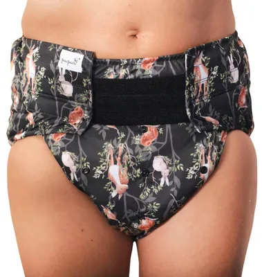 Produktbild von Wiederverwendbare Stoffwindel für Erwachsene mit Tasche und Saugeinlage – Größe S/M/L - Nacht im Wald