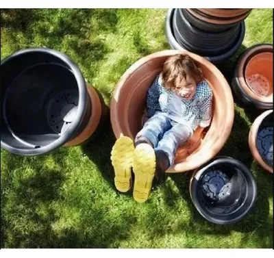 Image de Jardinière cylindrique Elho Green Basics 65 - Noire - Ø 64 x H 49 cm - Extérieure - 100 % recyclée