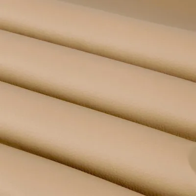 Produktbild von Kunstleder in Sandbeige als laufende Meterware, Bezugs Polsterstoff "viele Farben" in Lederoptik zum Nähen und Beziehen 145cm Breite