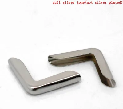 Produktbild von 4 Stück 21 x 15 x 3mm Eckenschoner, Buchecken, schlicht silberfaben