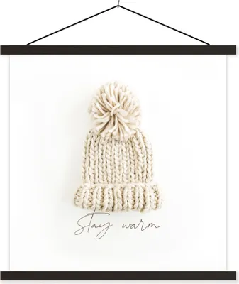 Produktbild von MuchoWow® Textilposter Mütze - Winter - Weiß 90x90 cm mit schwarzem Rahmen - Magnetisches