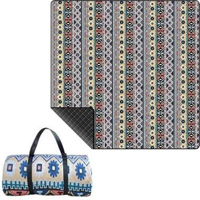 Zdjęcie produktu dla Koc piknikowy Famanu, 200 x 200 cm - wodoodporny i odporny na piasek, idealny do aktywności na świeżym powietrzu