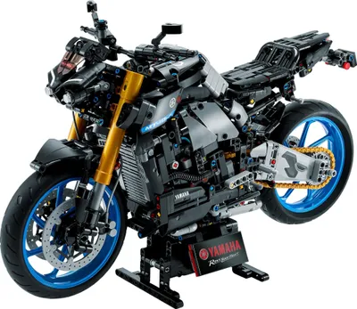 Zdjęcie produktu dla LEGO 42159 Technic Yamaha MT-10 SP, replika motocykla z 4-cylindrowym silnikiem, funkcjonalnym układem kierowniczym i aplikacją AR, zestaw klocków dla dorosłych fanów motoryzacji